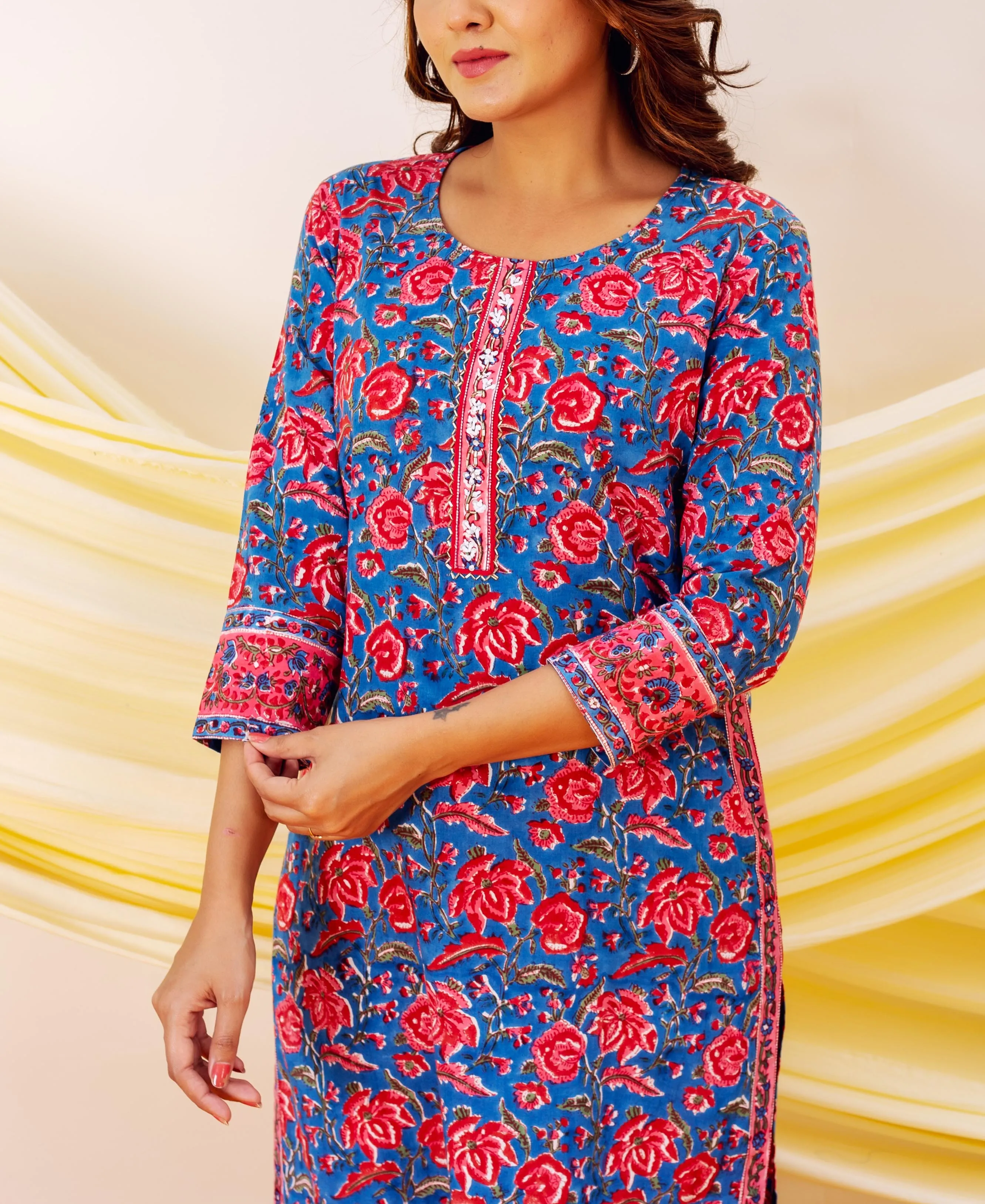 Ahana Straight Embroidered Kurta