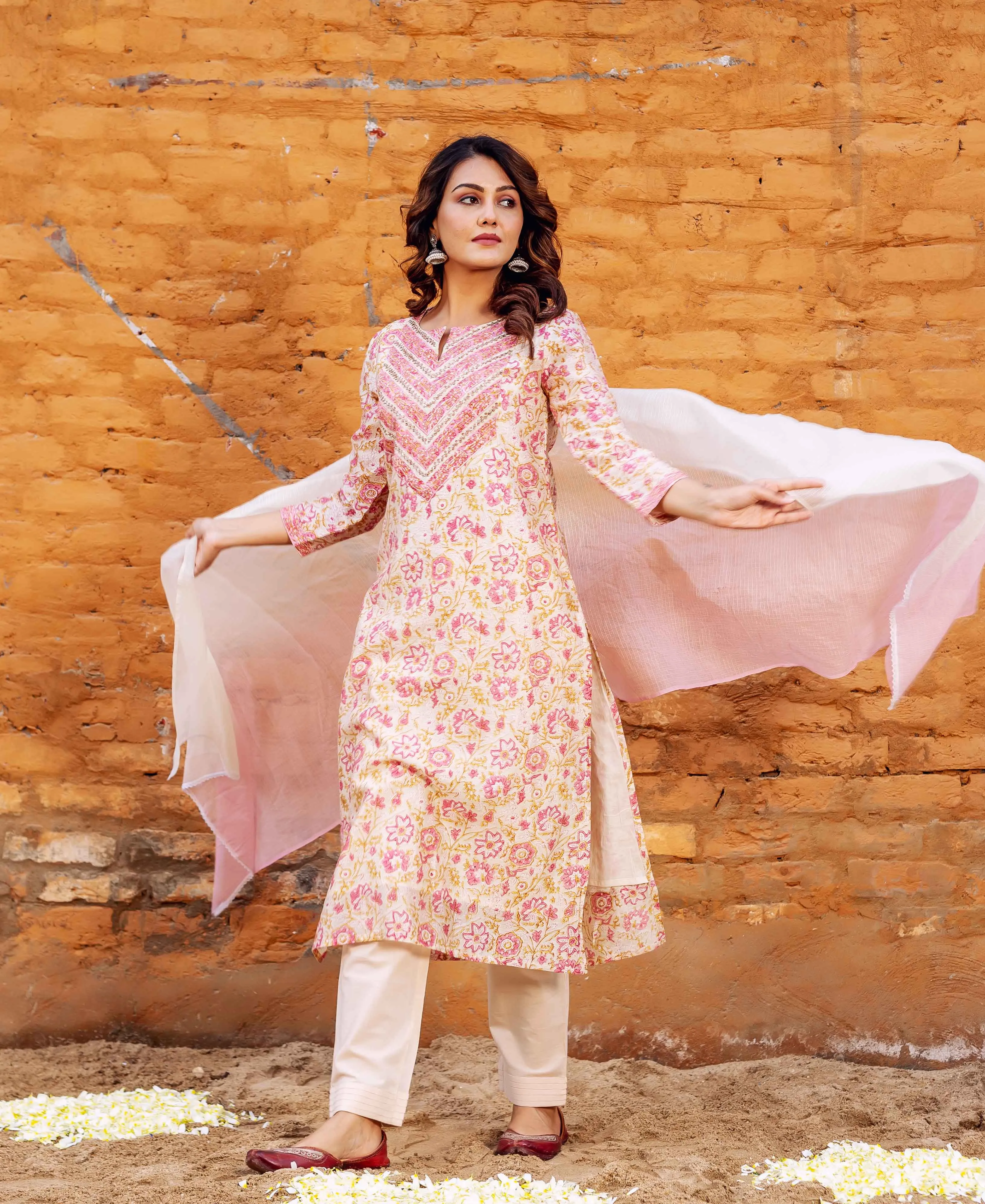 Farah Chanderi Block Printed Straight Kurta