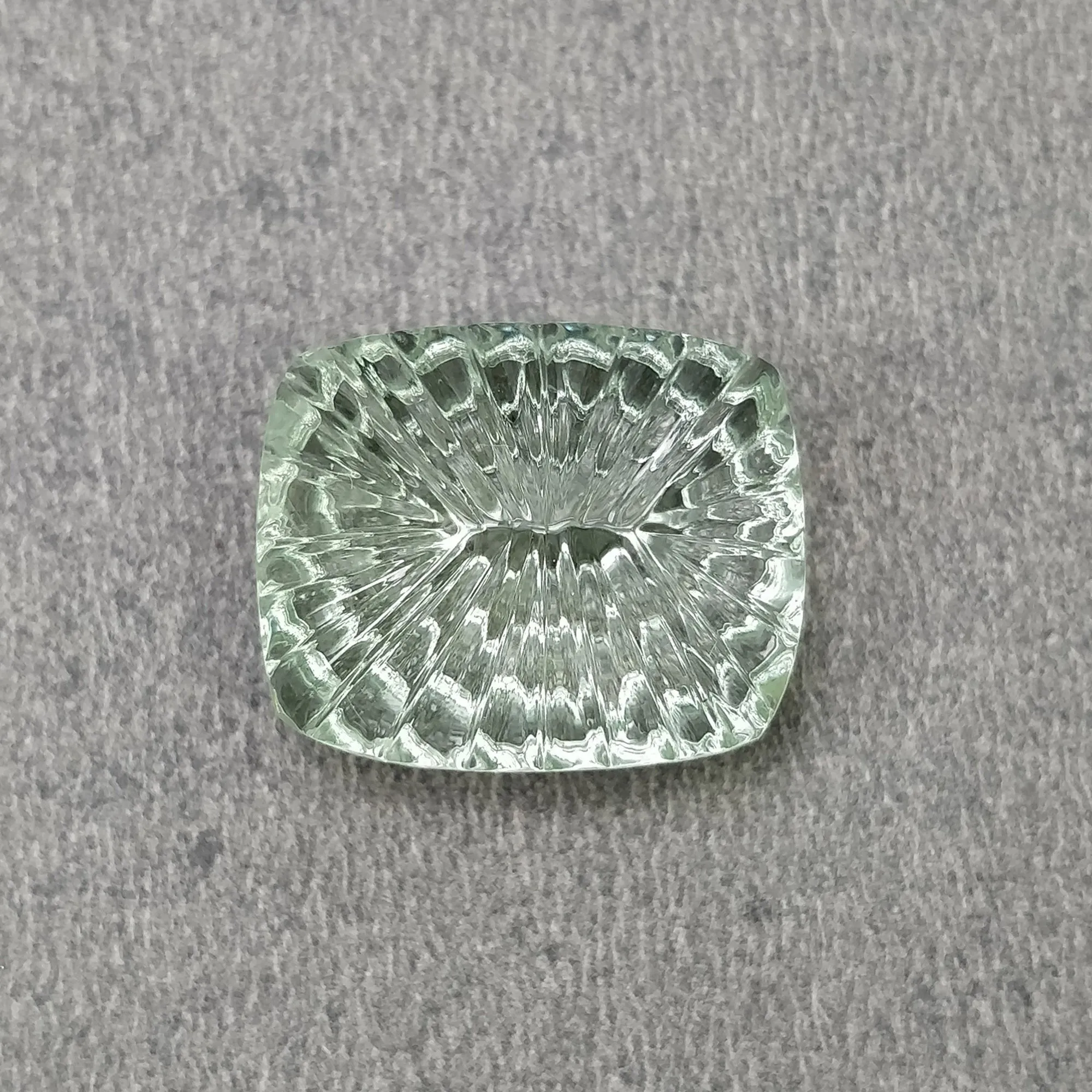 GREEN AQUAMARINE Gemstone Carving  : 20.40cts Natural Untreated Aqua Hand Carved Cushion Shape 16*20mm (With Video)