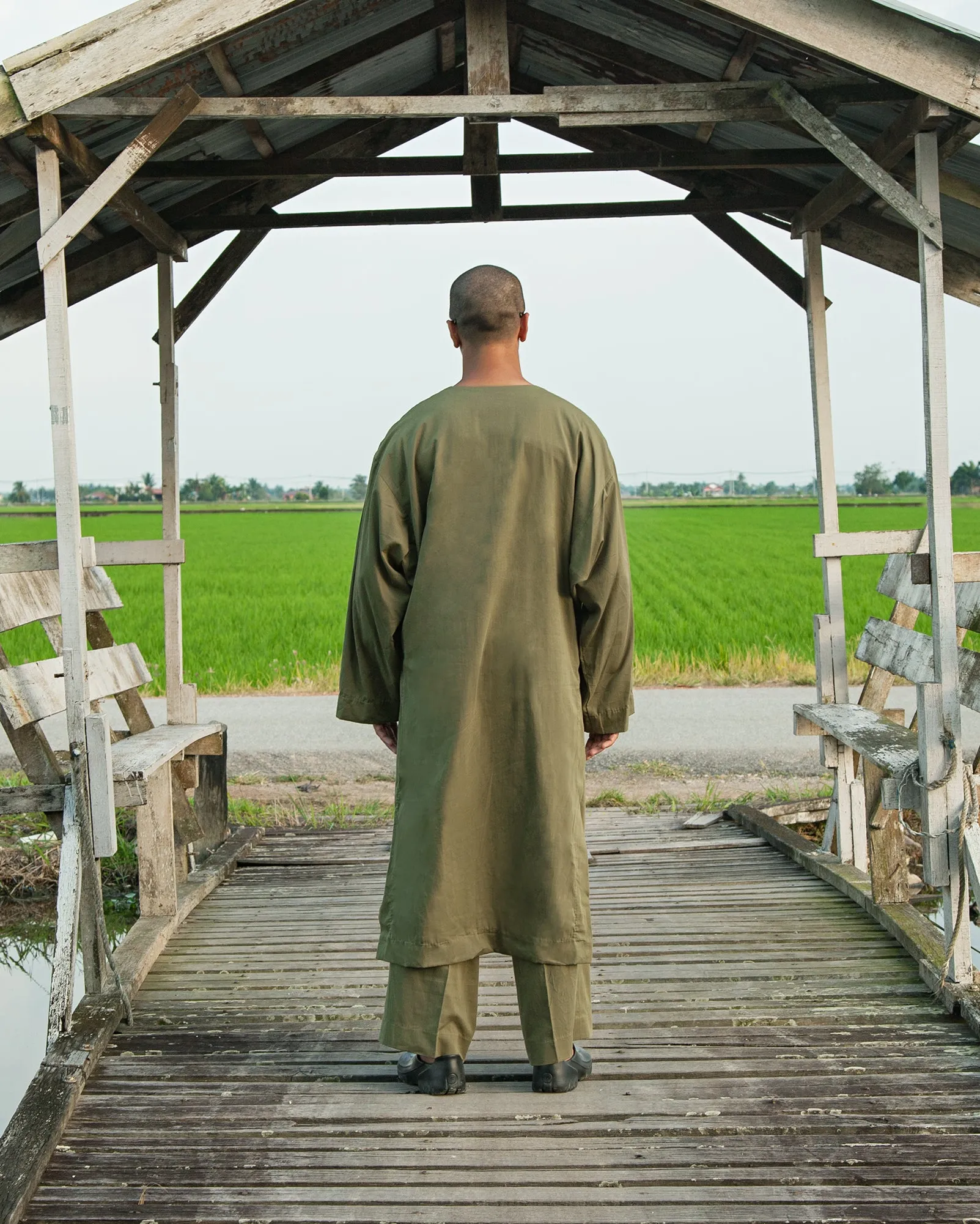 Jubah Slit Berseluar (Olive)