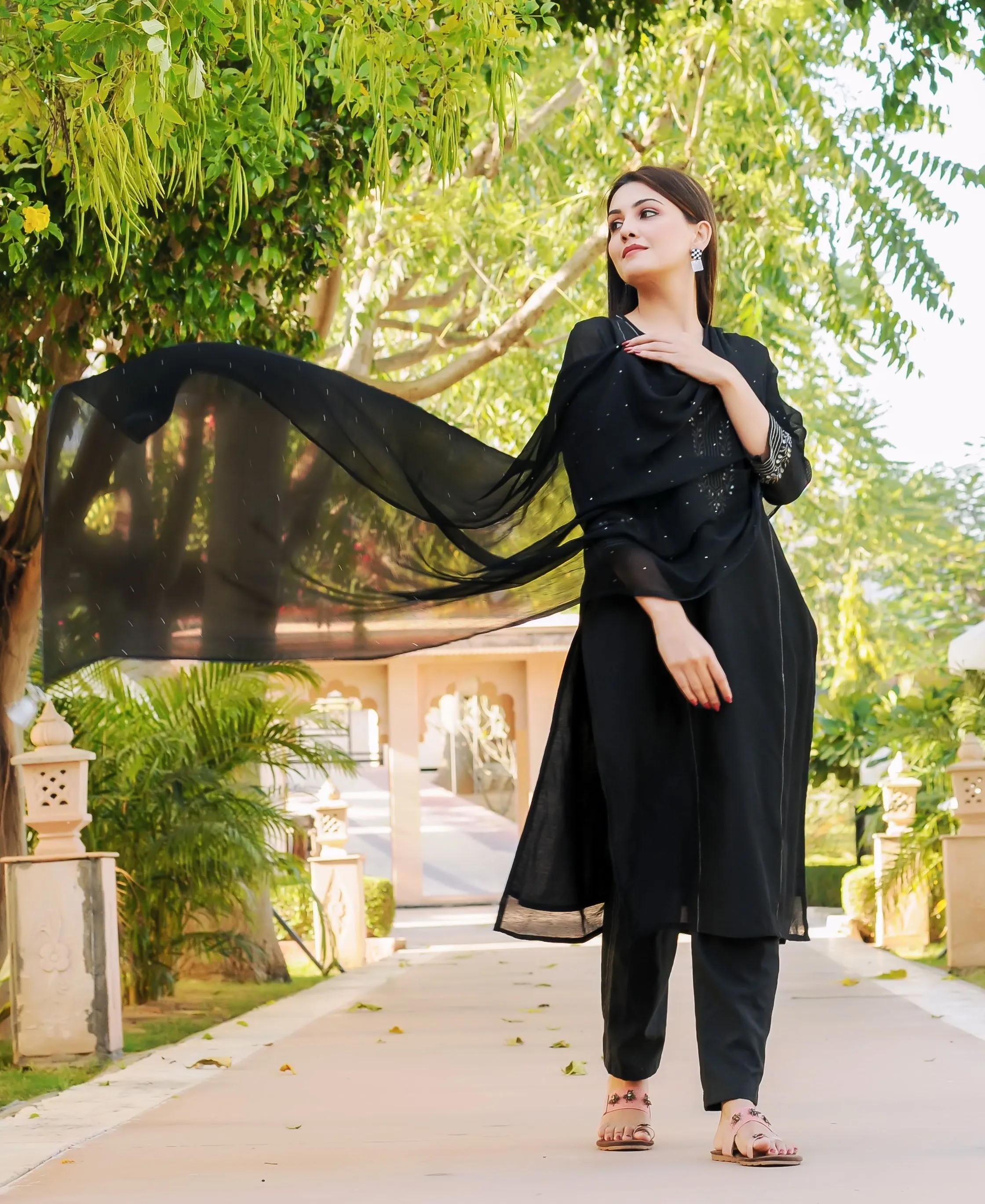 Kavya Black Hand Embroidered Kurta