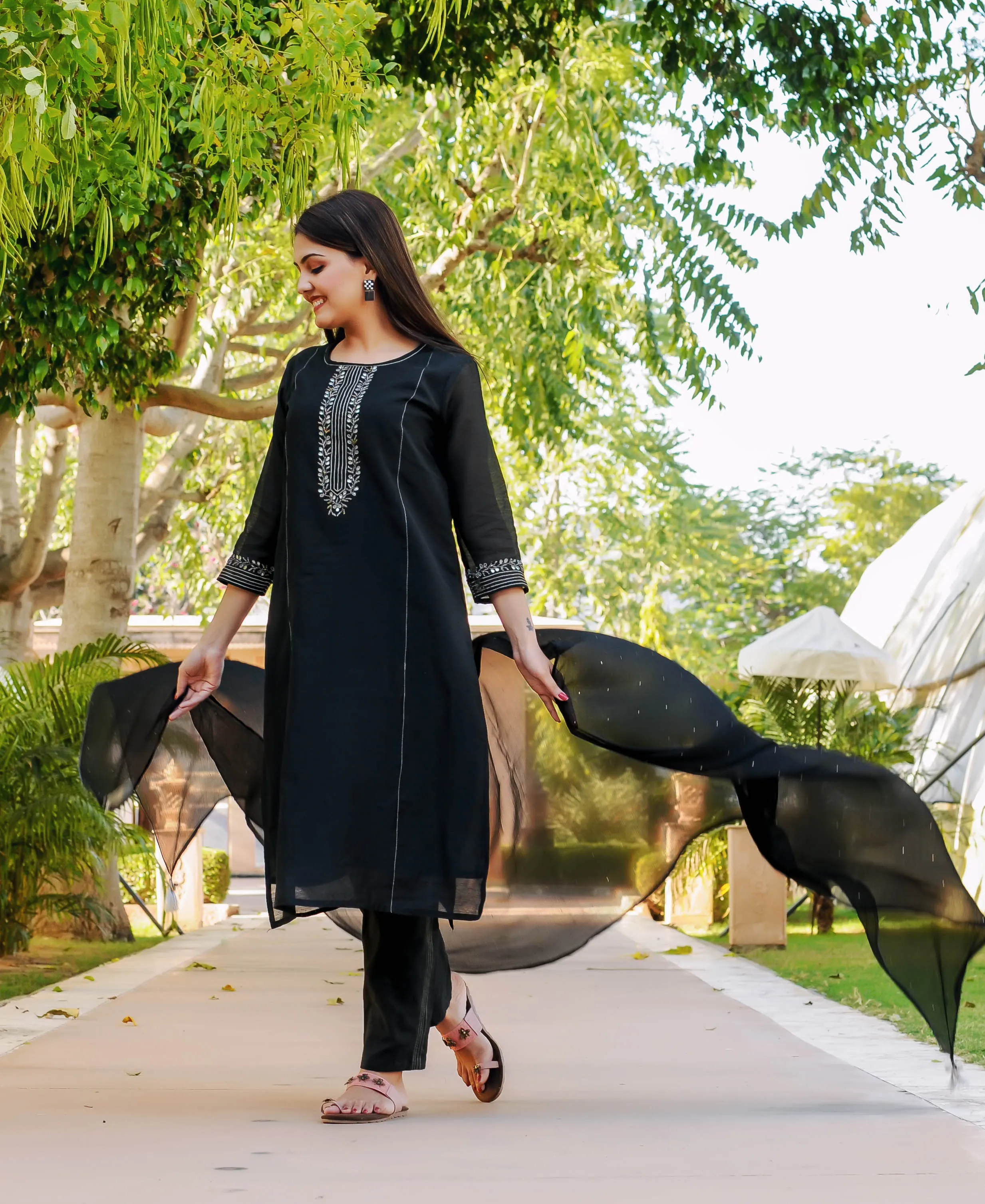 Kavya Black Hand Embroidered Kurta