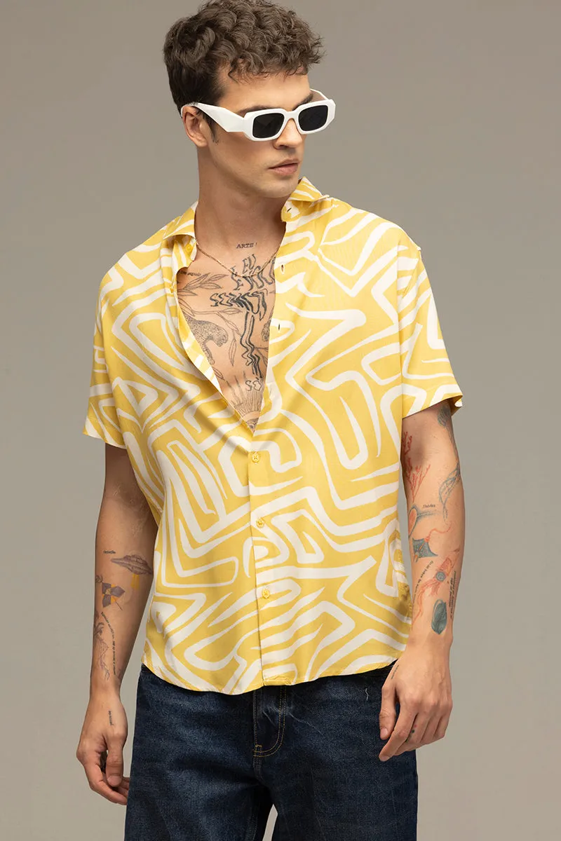 Sure! Here’s an optimized title for the e-commerce product:

Mens Maze Pattern Yellow Short Sleeve Shirt - Stylish Casual Wear

Feel free to let me know if you need further adjustments or variations!