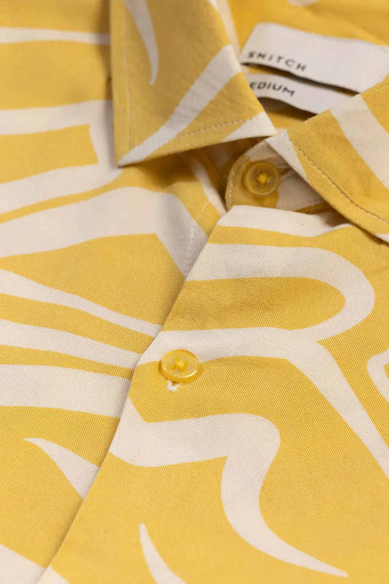 Sure! Here’s an optimized title for the e-commerce product:

Mens Maze Pattern Yellow Short Sleeve Shirt - Stylish Casual Wear

Feel free to let me know if you need further adjustments or variations!