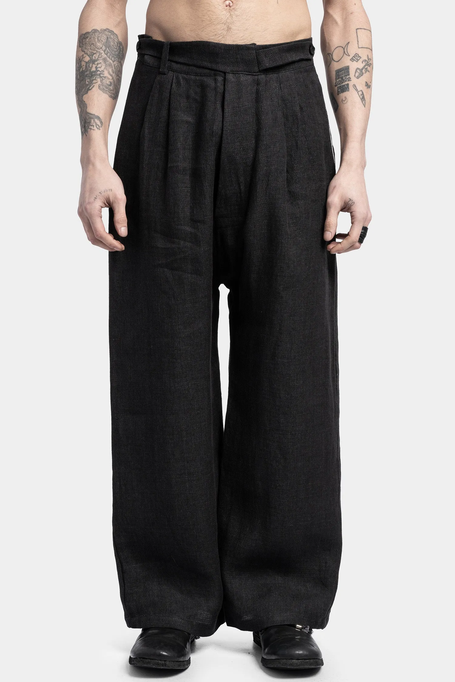 Pleated oversized linen pants