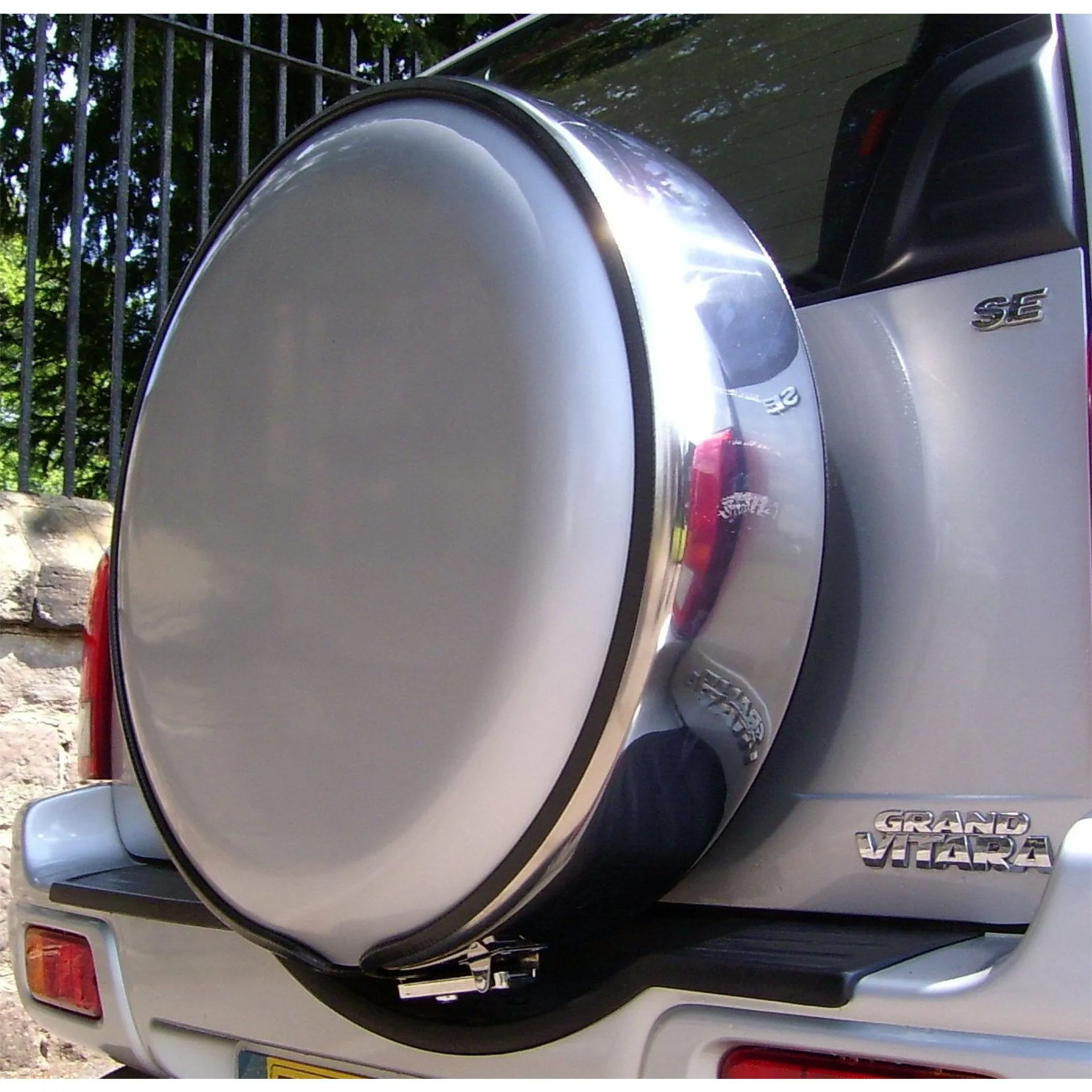 Stainless Steel Spare Wheel Cover with Silver Centre for Large Tyres