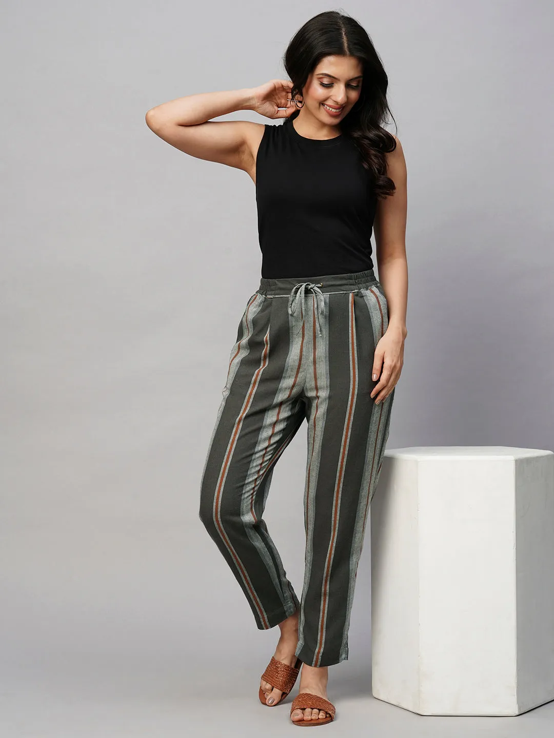 Women's Grey Linen Regular Fit Pant